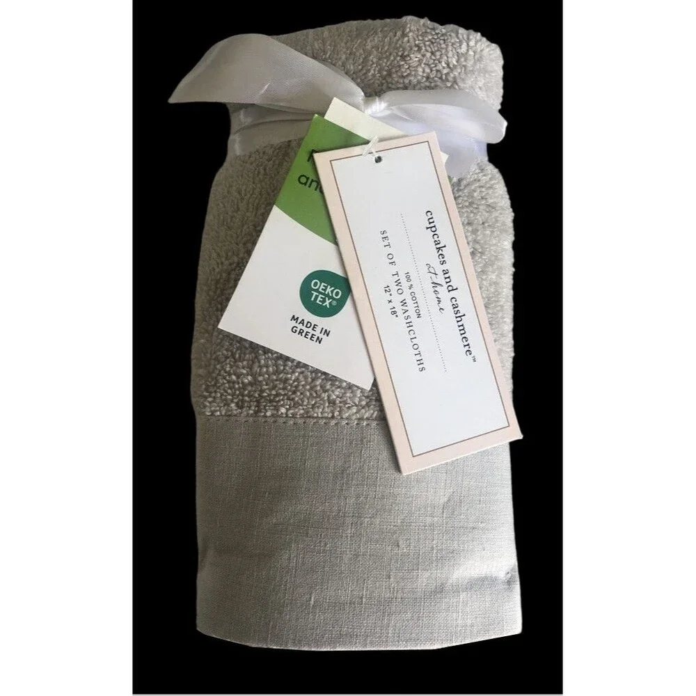 cupcakes and cashmere Fingertip Towels Light Gray Solid Border Set of 2